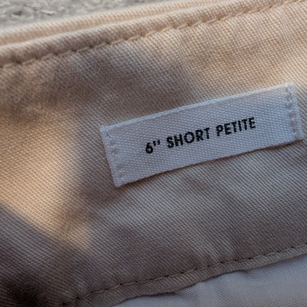 3 For $24 LOFT Women's Tan Shorts - Picture 5 of 7
